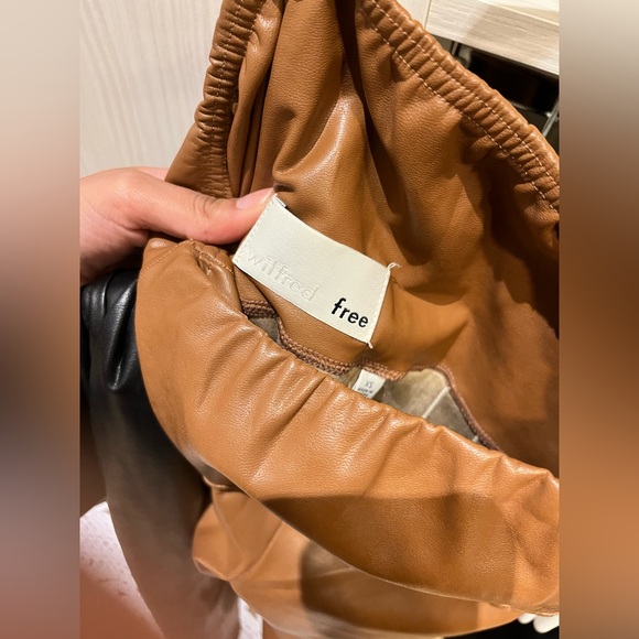 ARITZIA Daria Leather Pants - TAN - Picture 3 of 3